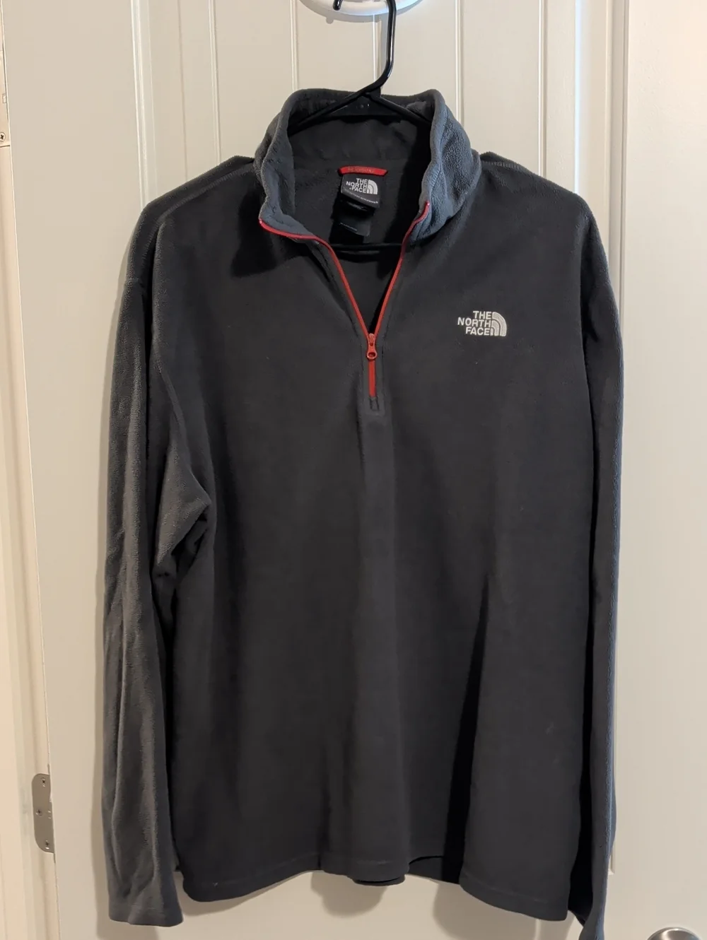 The North Face Men's Charcoal Quarter-Zip Fleece Jacket